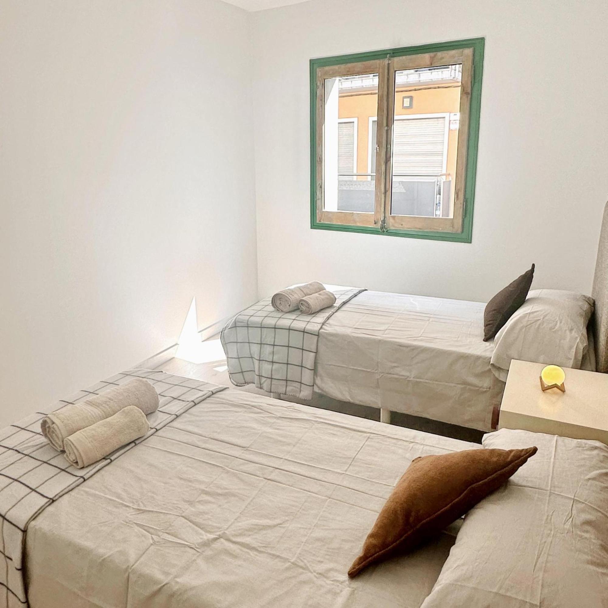 Cozycatalonia - Exclusive Attic In Central 블랑스 외부 사진